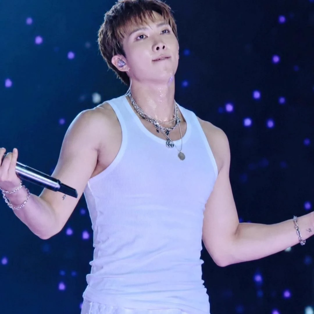 RM (Kim Namjoon) thumbnail