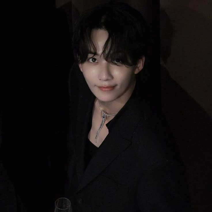 Yoon Jeonghan thumbnail