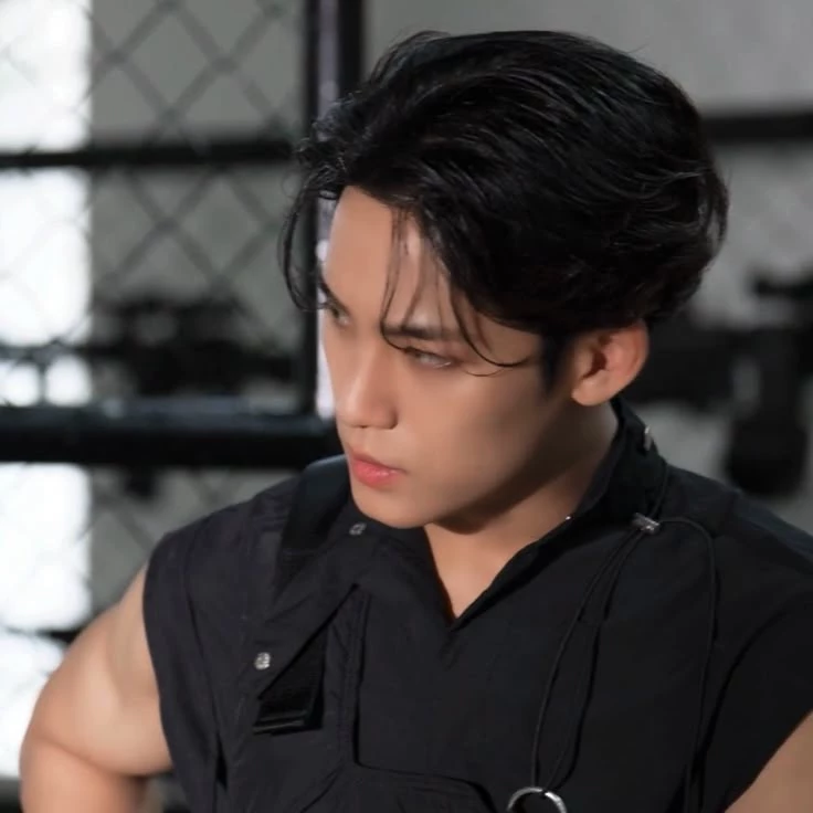 Kim Mingyu thumbnail