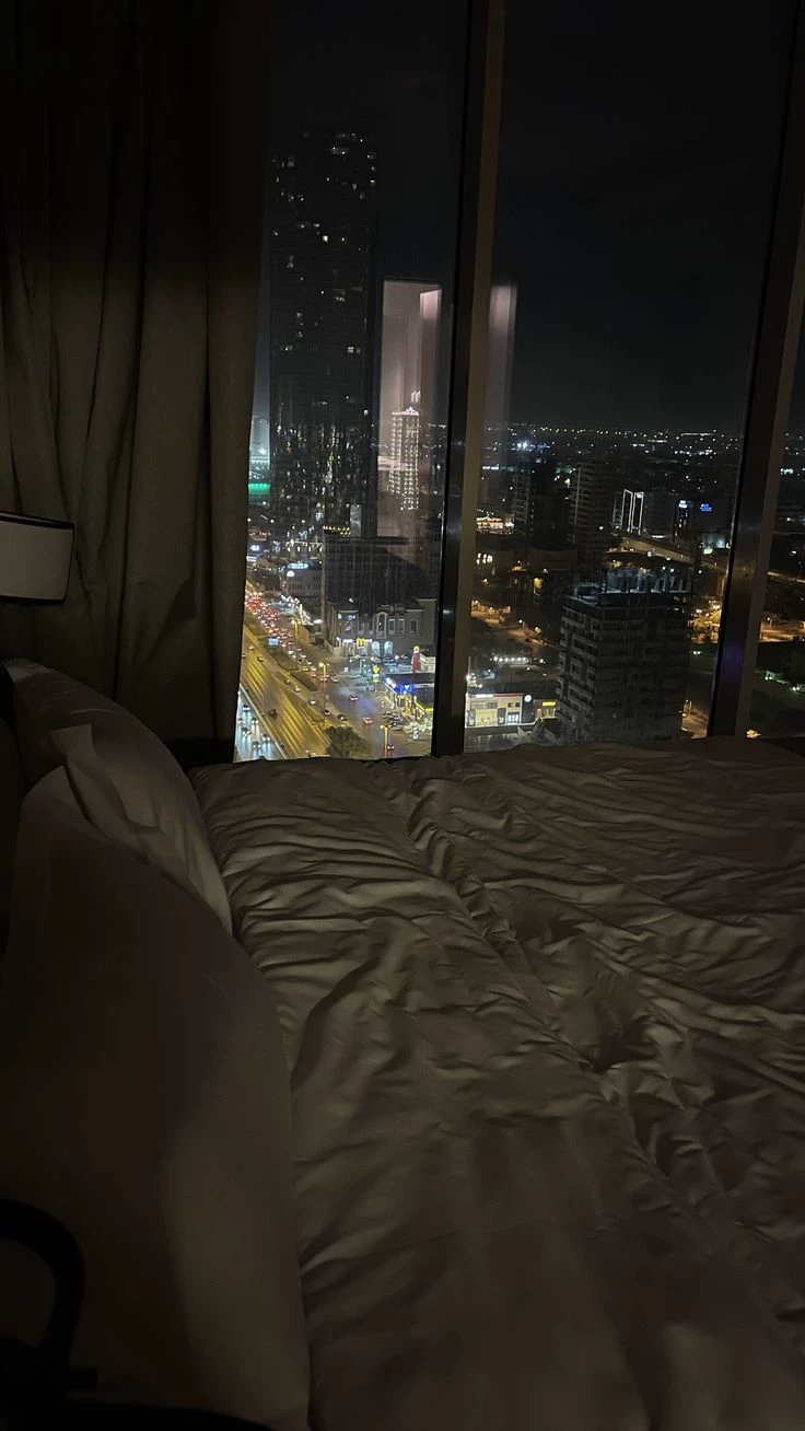 Hotel room thumbnail