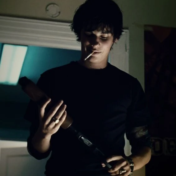 DEAN TAYLOR 🖤💋🚬 thumbnail