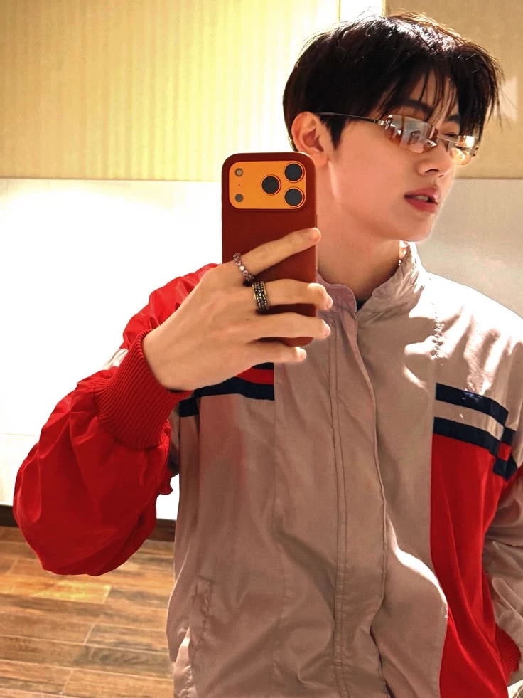 Eom Seonghyeon  thumbnail