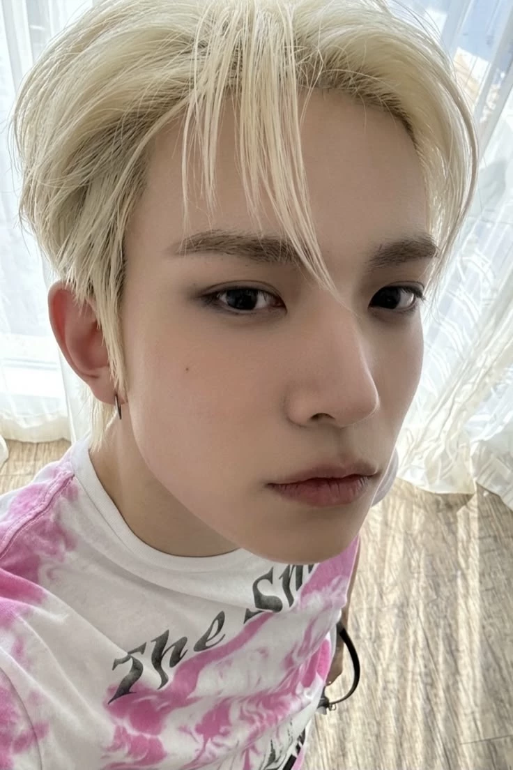 Lee Heeseung thumbnail