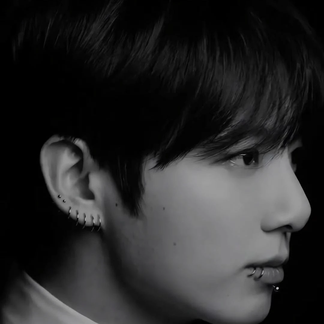 Jeon Jungkook thumbnail