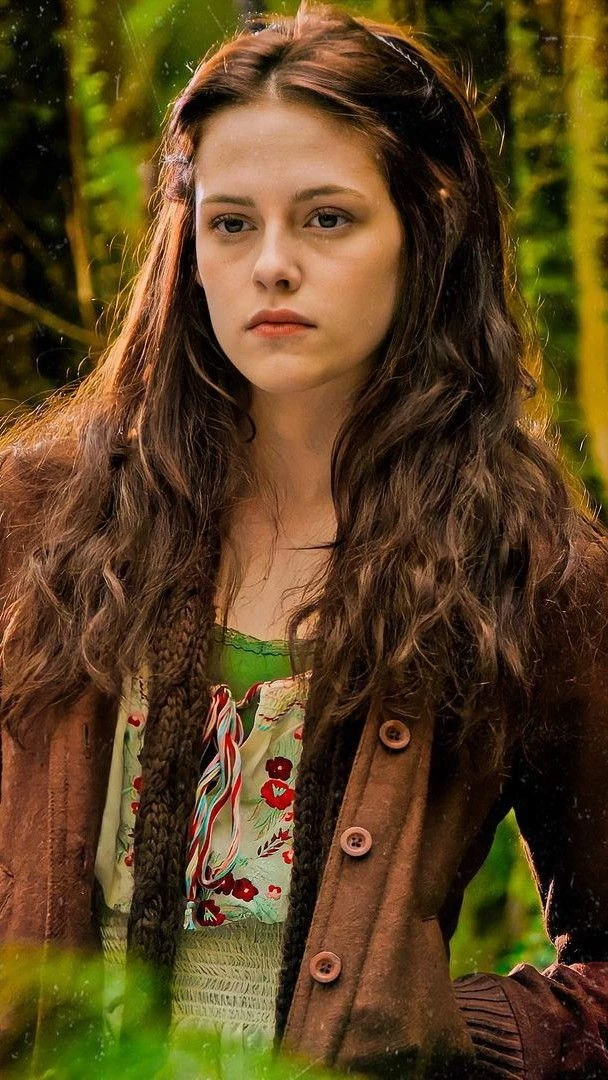 Isabella "Bella" Marie Cullen (née Swan) thumbnail