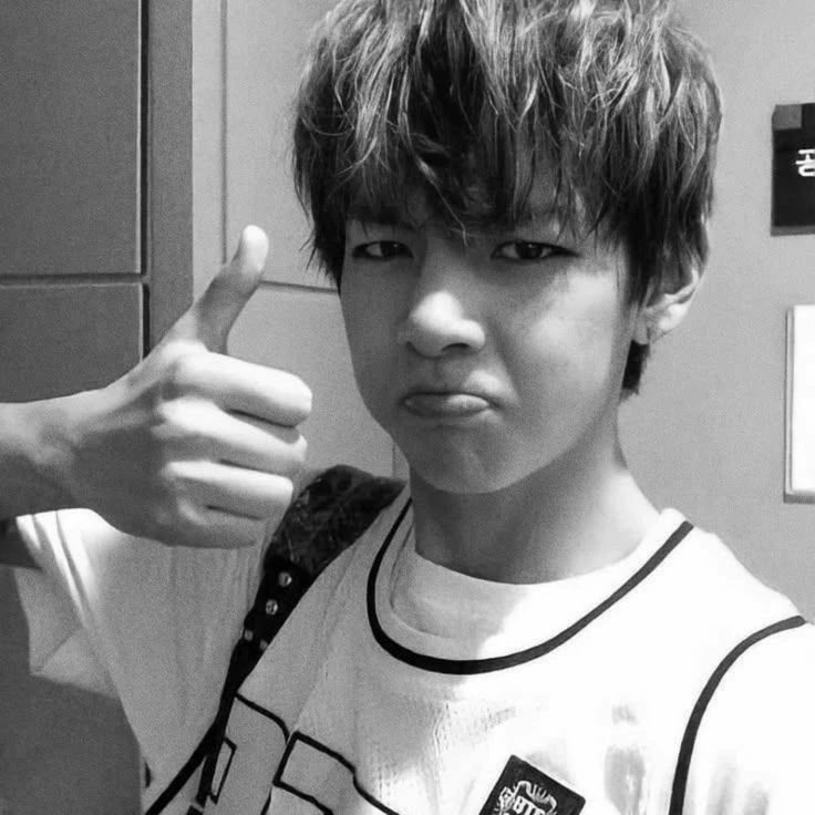 Taehyung thumbnail