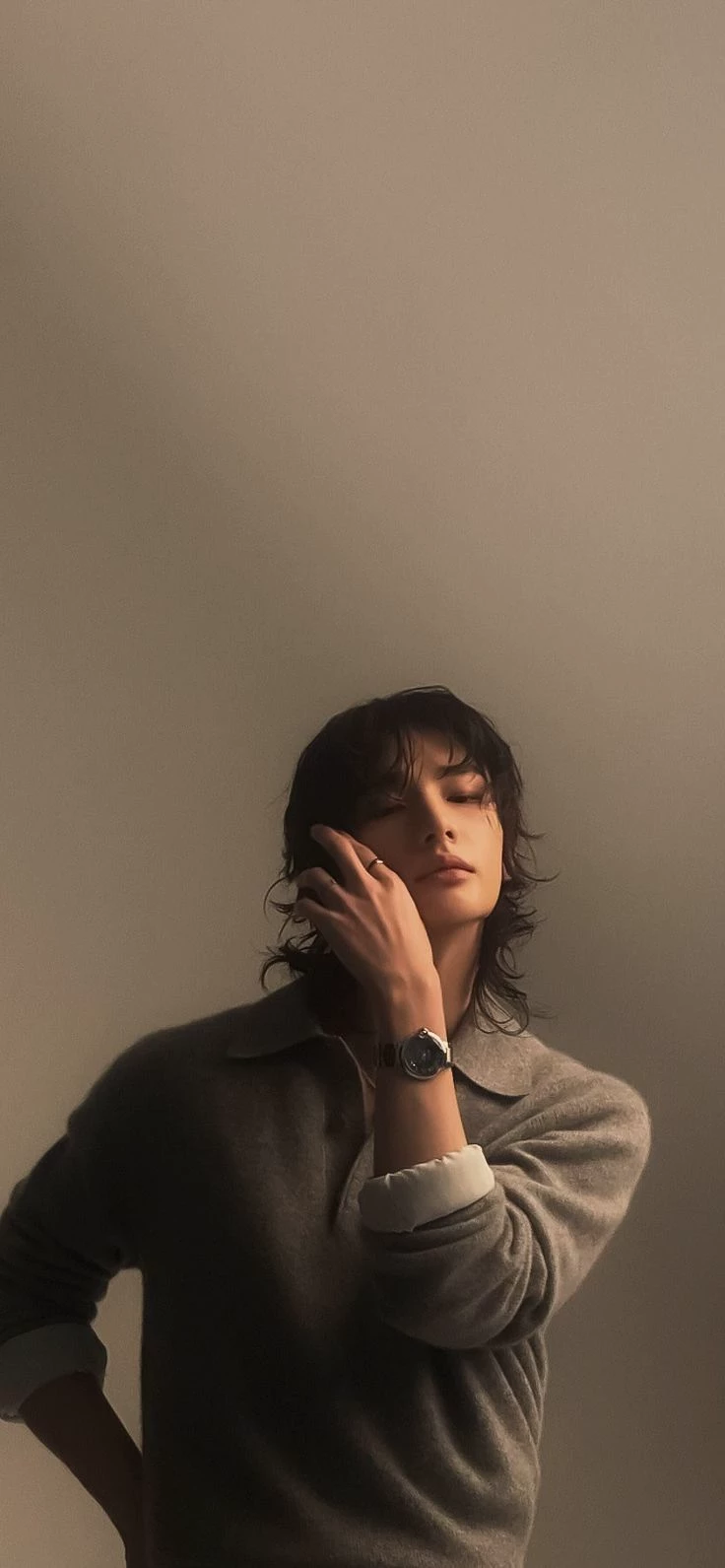 Hwang Hyunjin thumbnail
