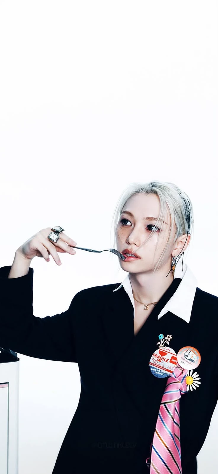Lee Felix Yongbok thumbnail