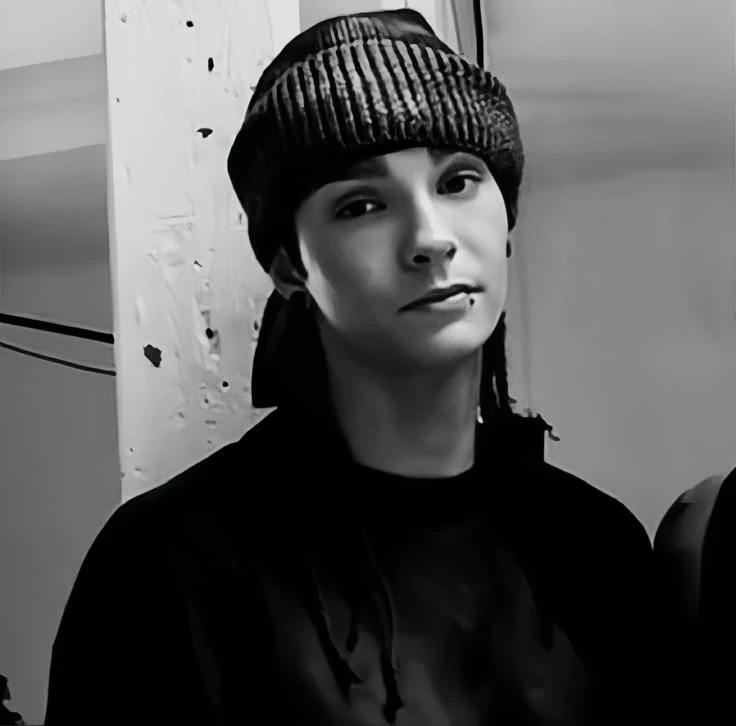 Tom Kaulitz  thumbnail