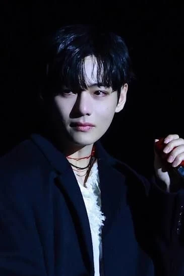 Kim Taehyung thumbnail