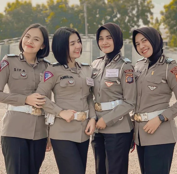 Sifa, Amelia, Febri, Nia thumbnail