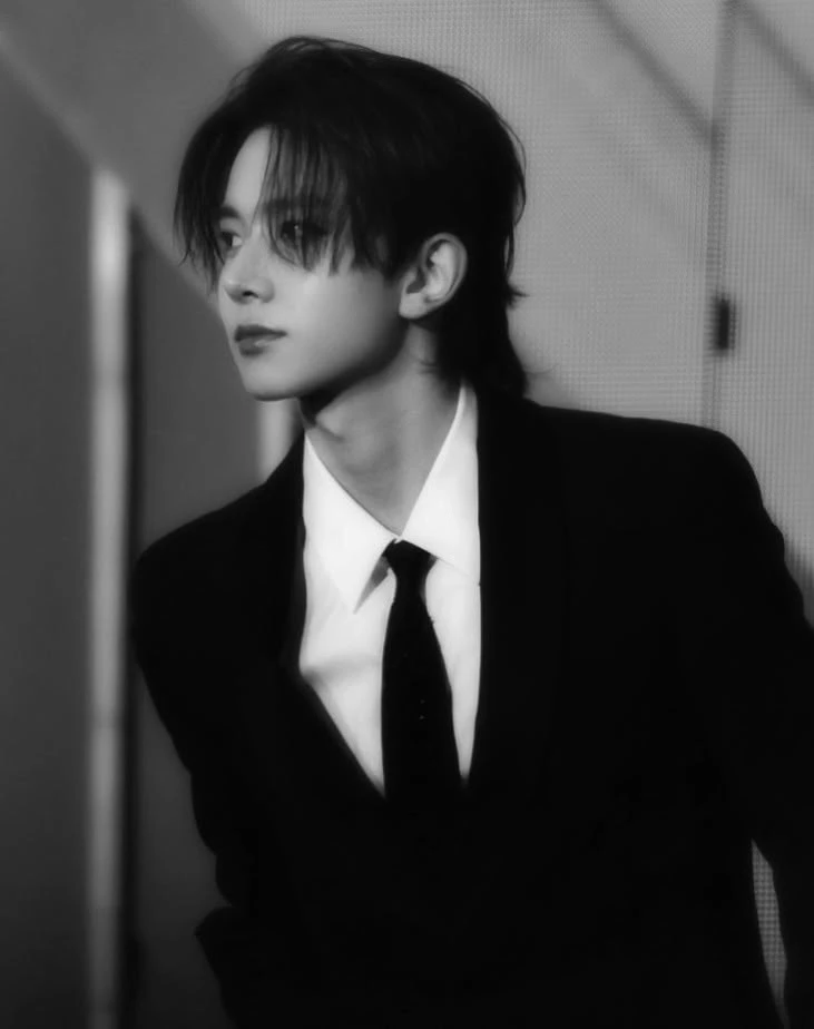 Lee Heeseung thumbnail