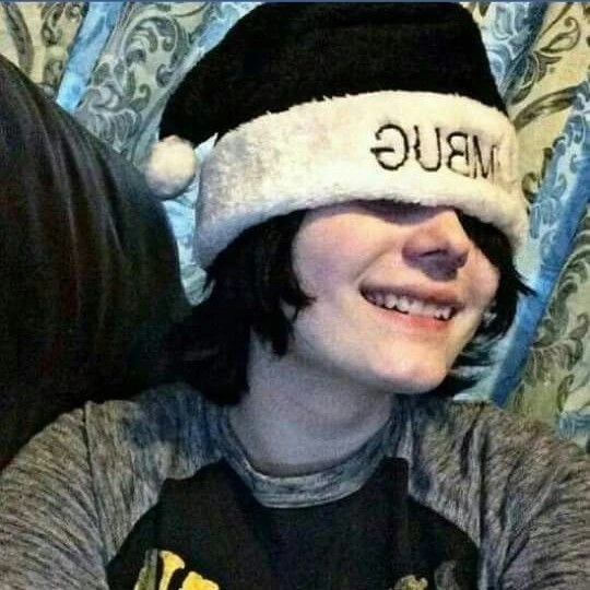 ¡!★Gerard Way★¡! thumbnail