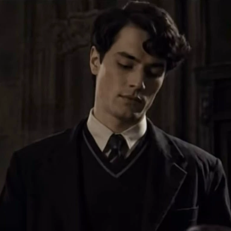 Tom Riddle thumbnail