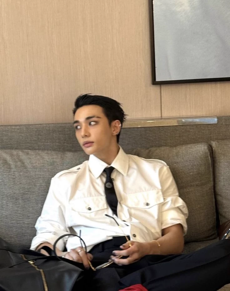 Hwang Hyunjin bully thumbnail