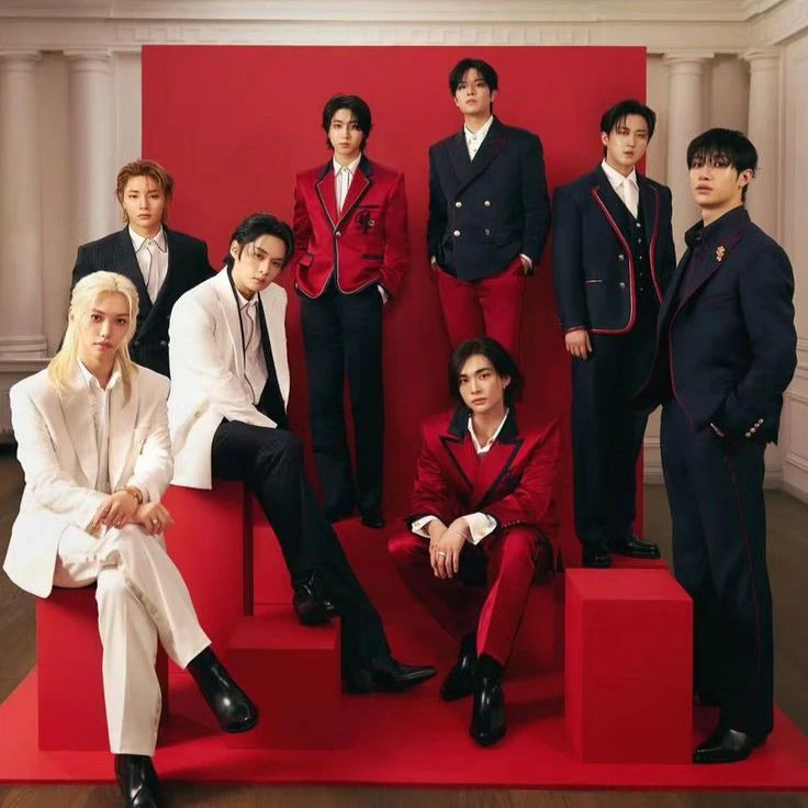 Stray kids mafia thumbnail