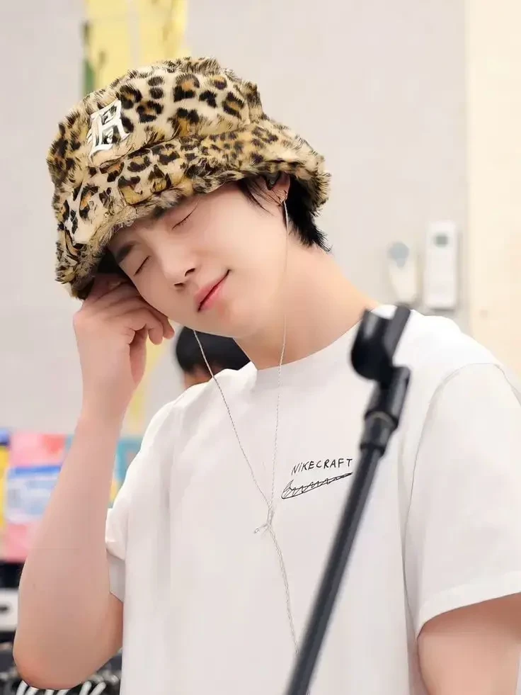 Min Yoongi thumbnail