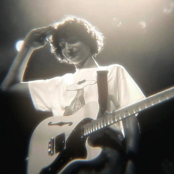 Finn Wolfhard thumbnail
