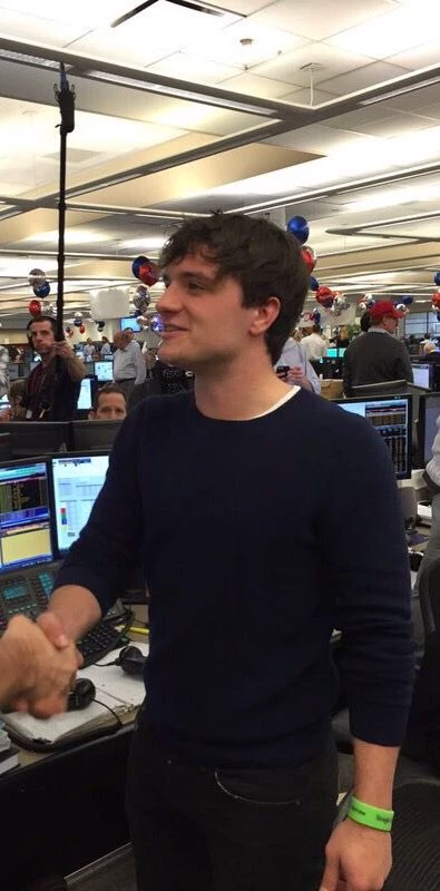 josh Hutcherson  thumbnail