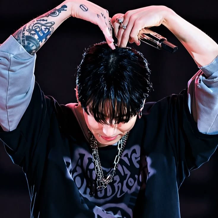 Jeon Jungkook thumbnail