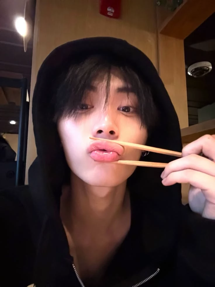 Han Dongmin thumbnail