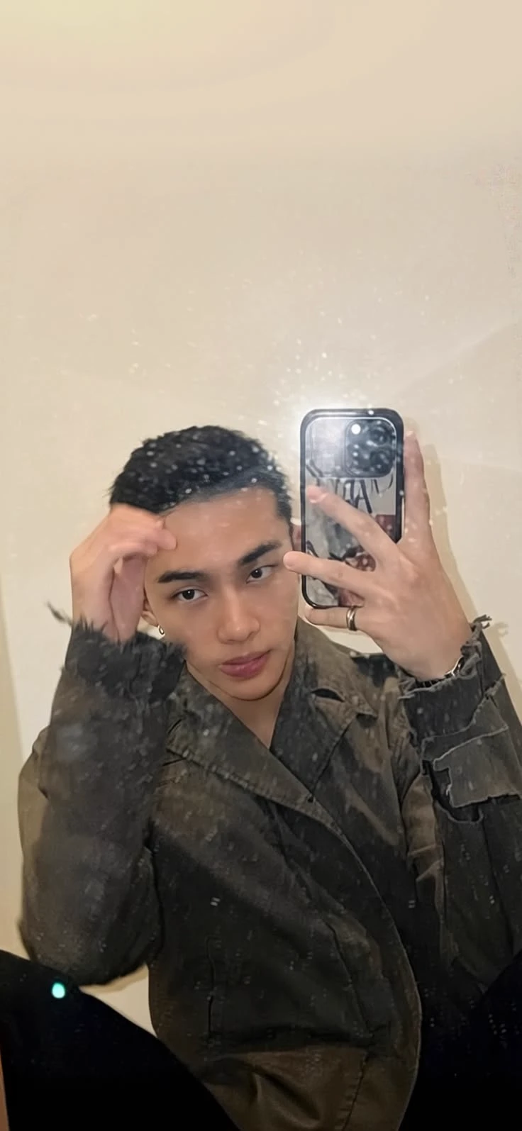 Hwang Hyunjin thumbnail