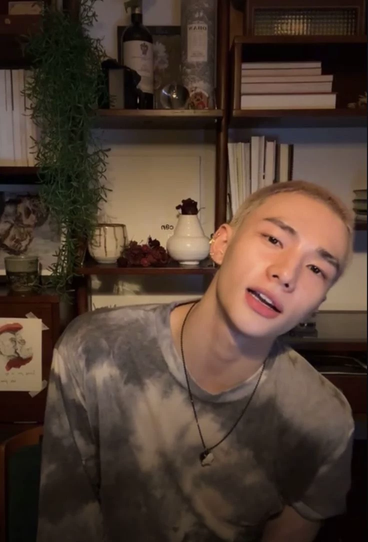 Hwang Hyunjin. thumbnail