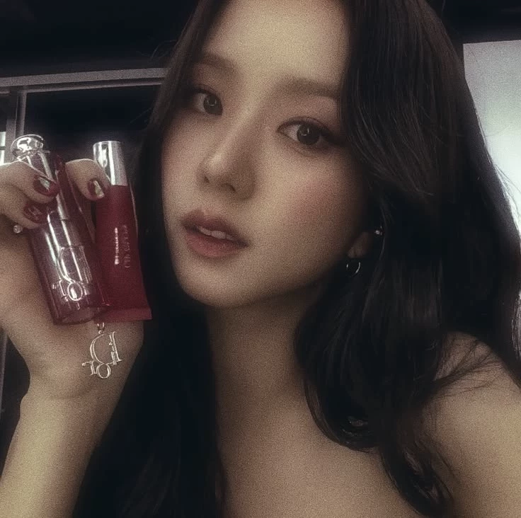 Kim Jisoo thumbnail
