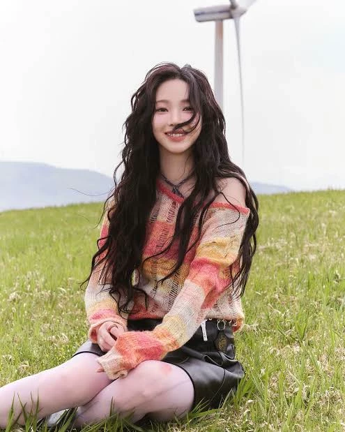 Karina thumbnail