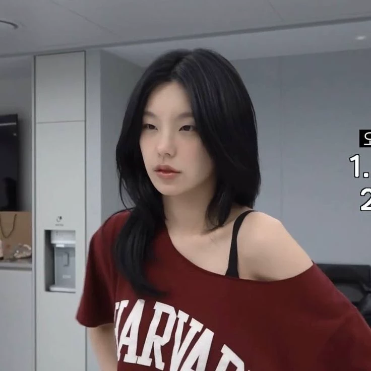 yunjin thumbnail