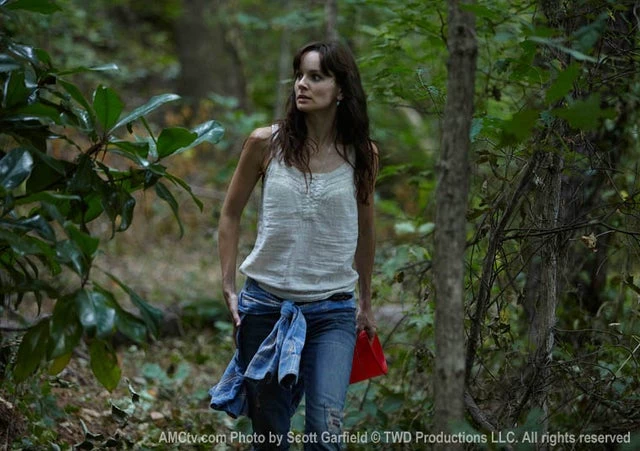 lori -TWD thumbnail