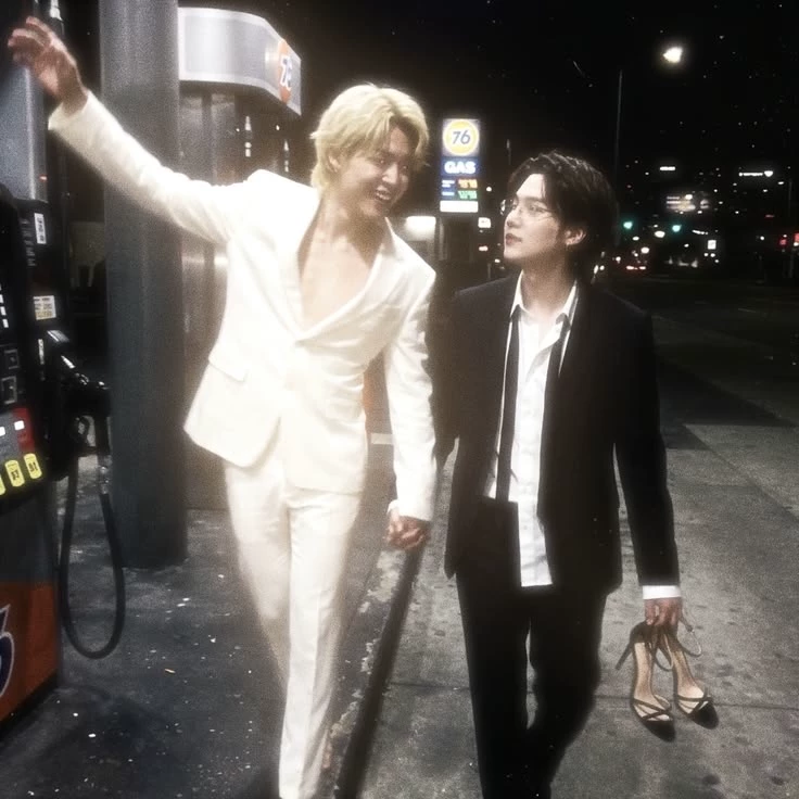 The CEO and the secretary. (Yoonmin) thumbnail