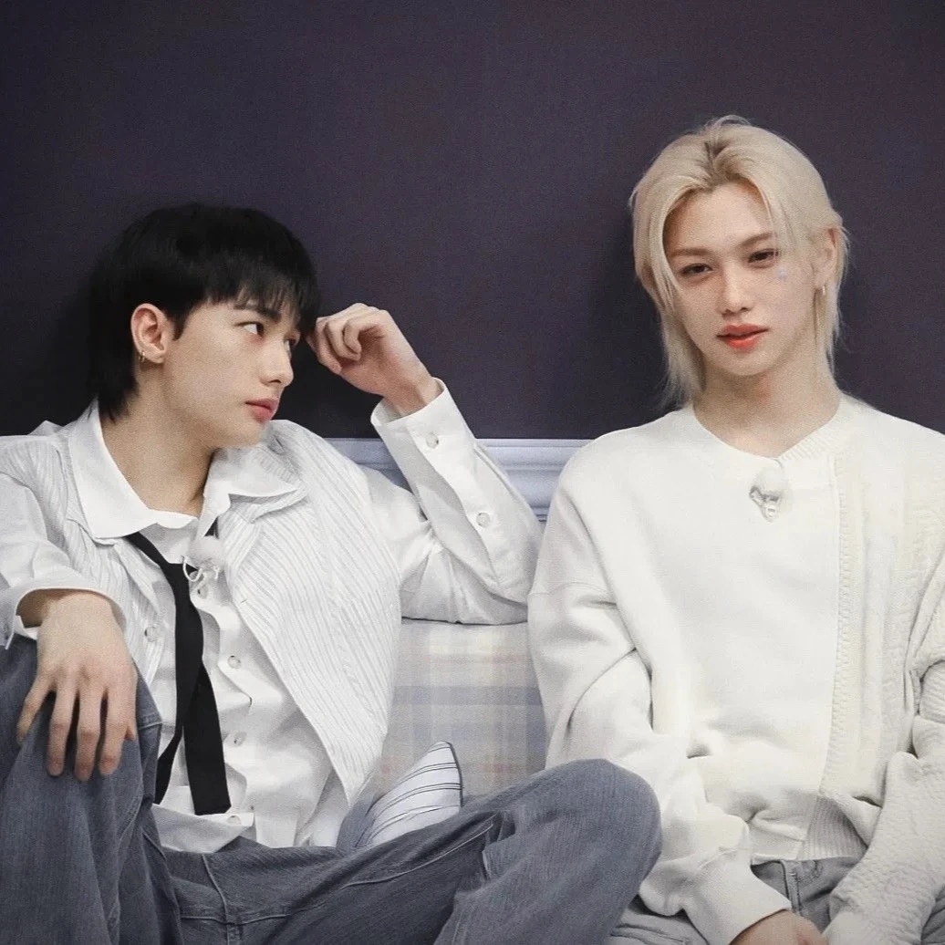 Hyunlix parents thumbnail