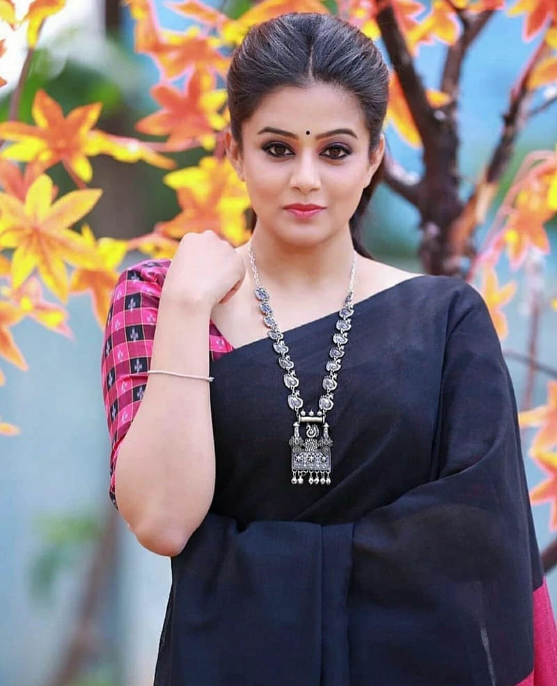 Priyamani Raj, friend's beautiful mom thumbnail