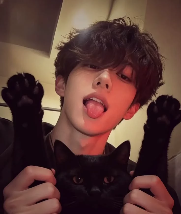 Evan  thumbnail