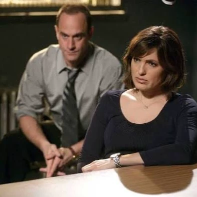 Olivia and Elliot thumbnail