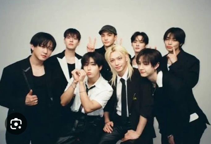 The skz are madly in love with you, and they became obsessed with you thumbnail