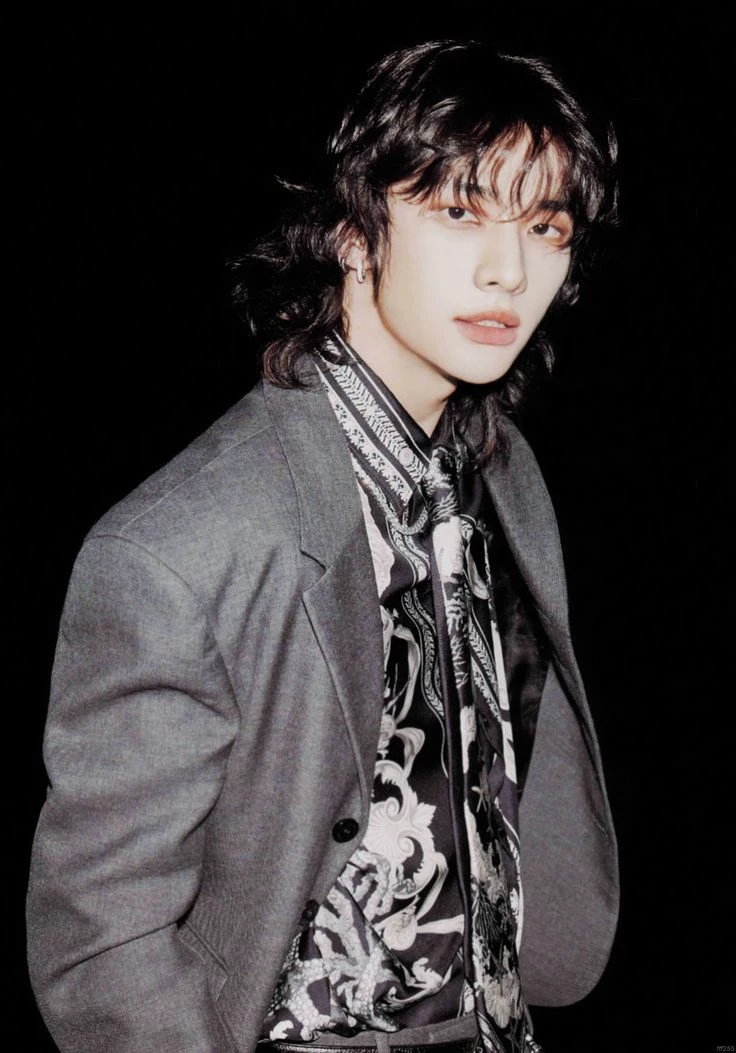 Hwang Hyunjin thumbnail