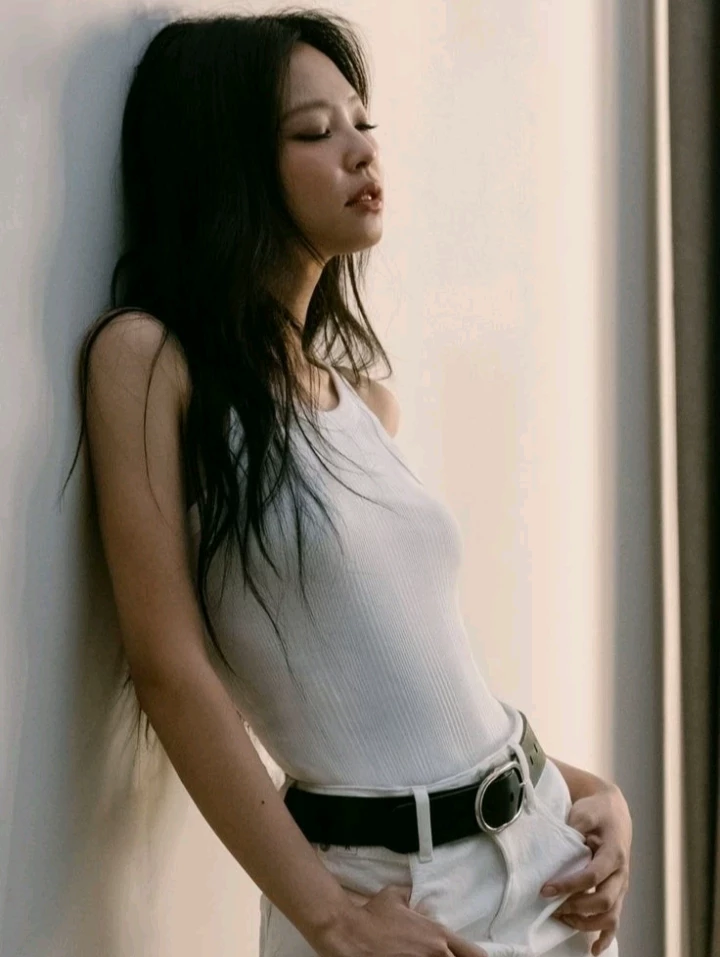 Kim Jennie - Enemy thumbnail