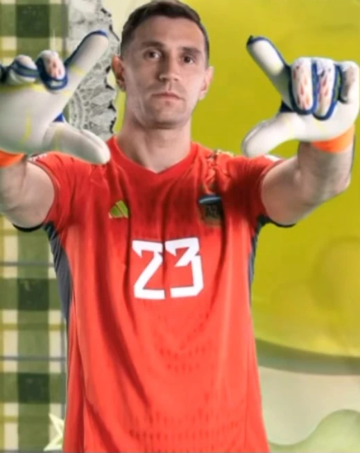 Emiliano "dibu" martines thumbnail