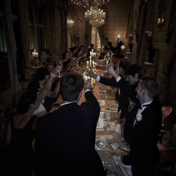 create your story thumbnail