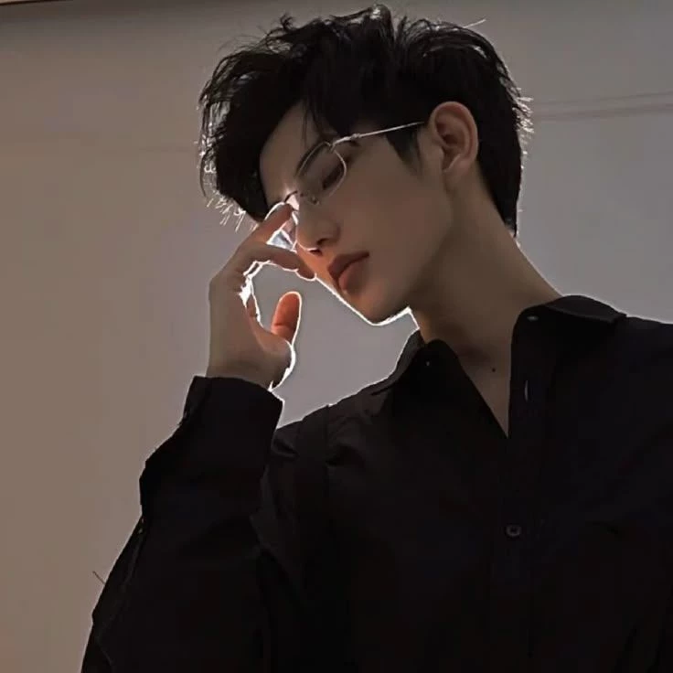 kim thumbnail