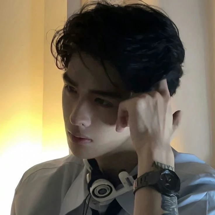 kim thumbnail