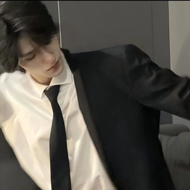 kim thumbnail
