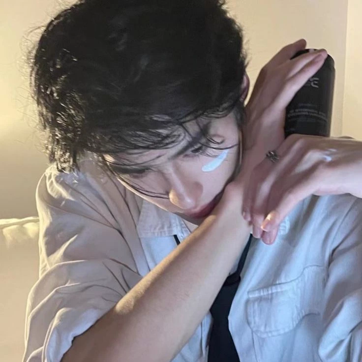 kim thumbnail