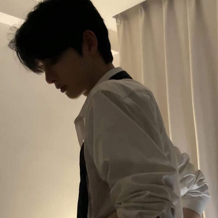 kim thumbnail