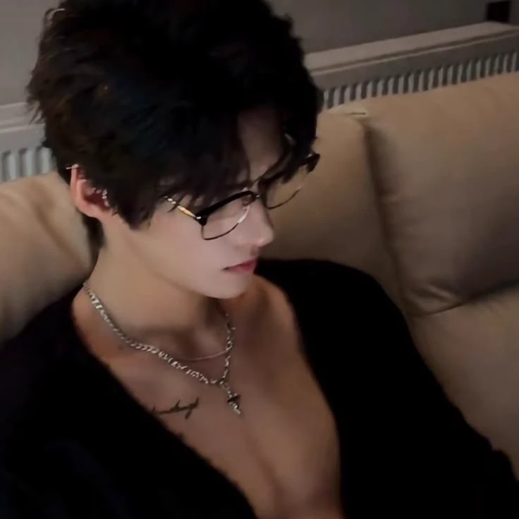 Kim thumbnail