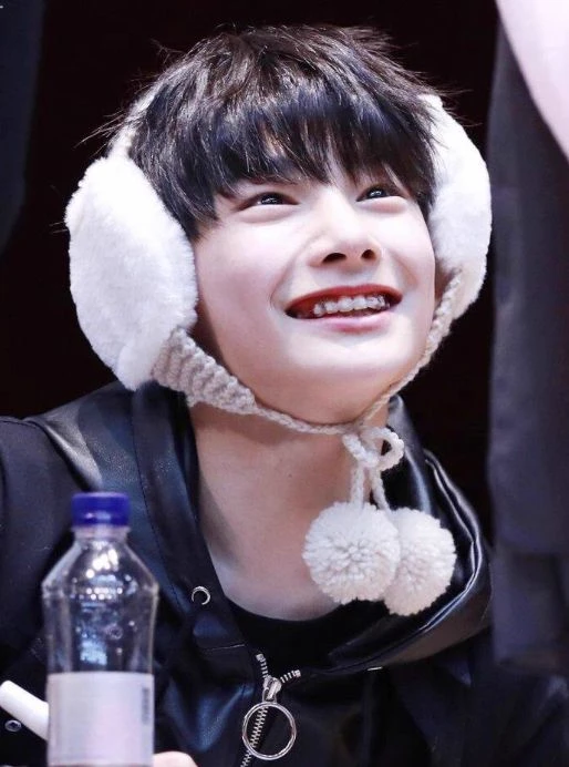 I.N/Jeongin thumbnail