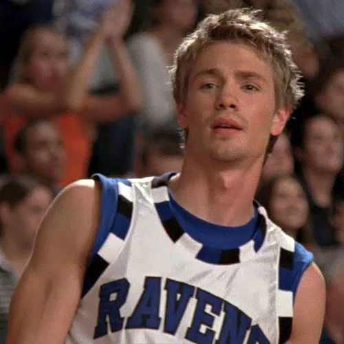 Lucas Scott thumbnail