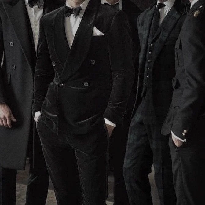 10 mobsters... thumbnail